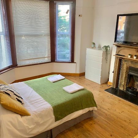 Balham, South London Spacious Guest House 1, 6 Rooms Available Londres Exterior foto