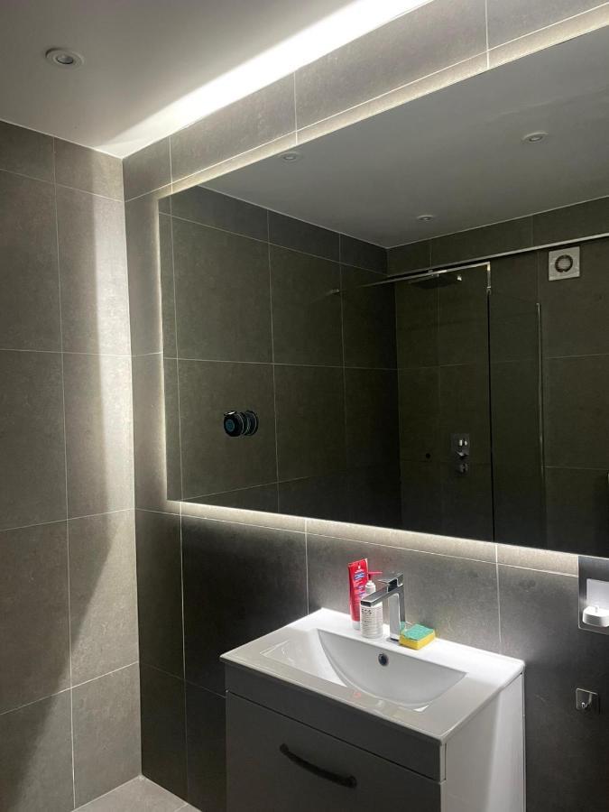 Balham, South London Spacious Guest House 1, 6 Rooms Available Londres Exterior foto