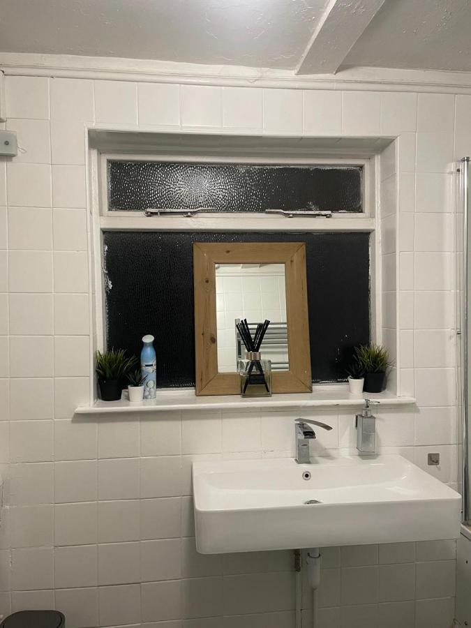 Balham, South London Spacious Guest House 1, 6 Rooms Available Londres Exterior foto