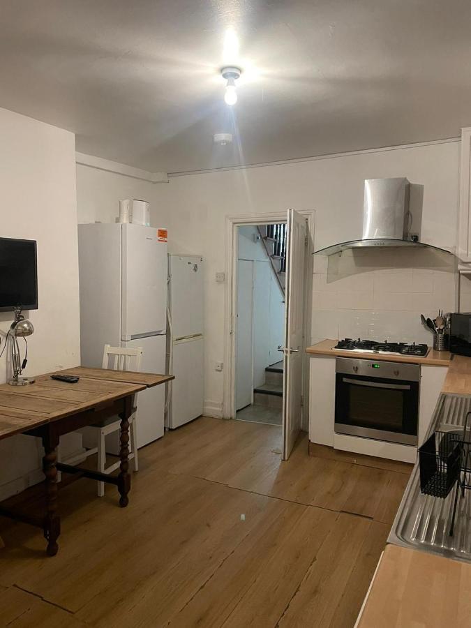 Balham, South London Spacious Guest House 1, 6 Rooms Available Londres Exterior foto