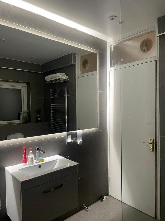 Balham, South London Spacious Guest House 1, 6 Rooms Available Londres Exterior foto