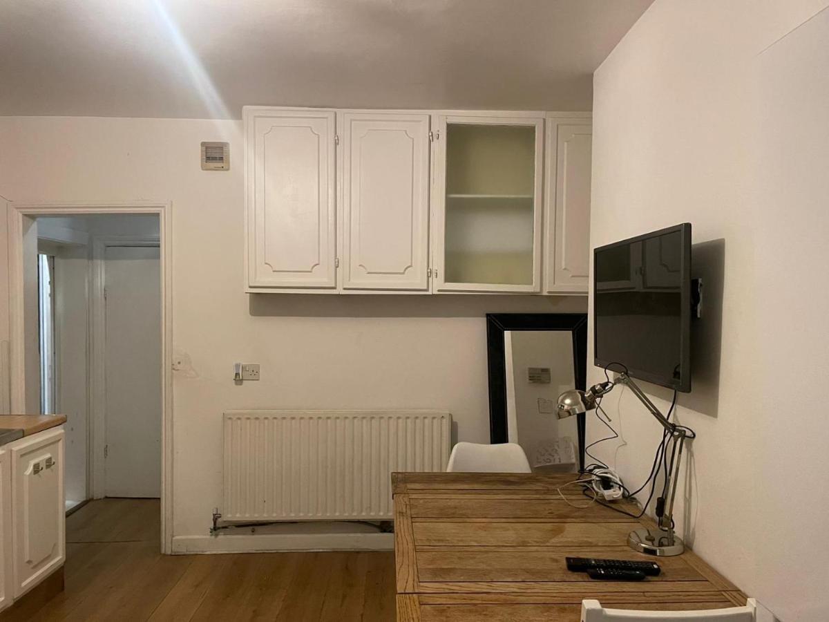 Balham, South London Spacious Guest House 1, 6 Rooms Available Londres Exterior foto