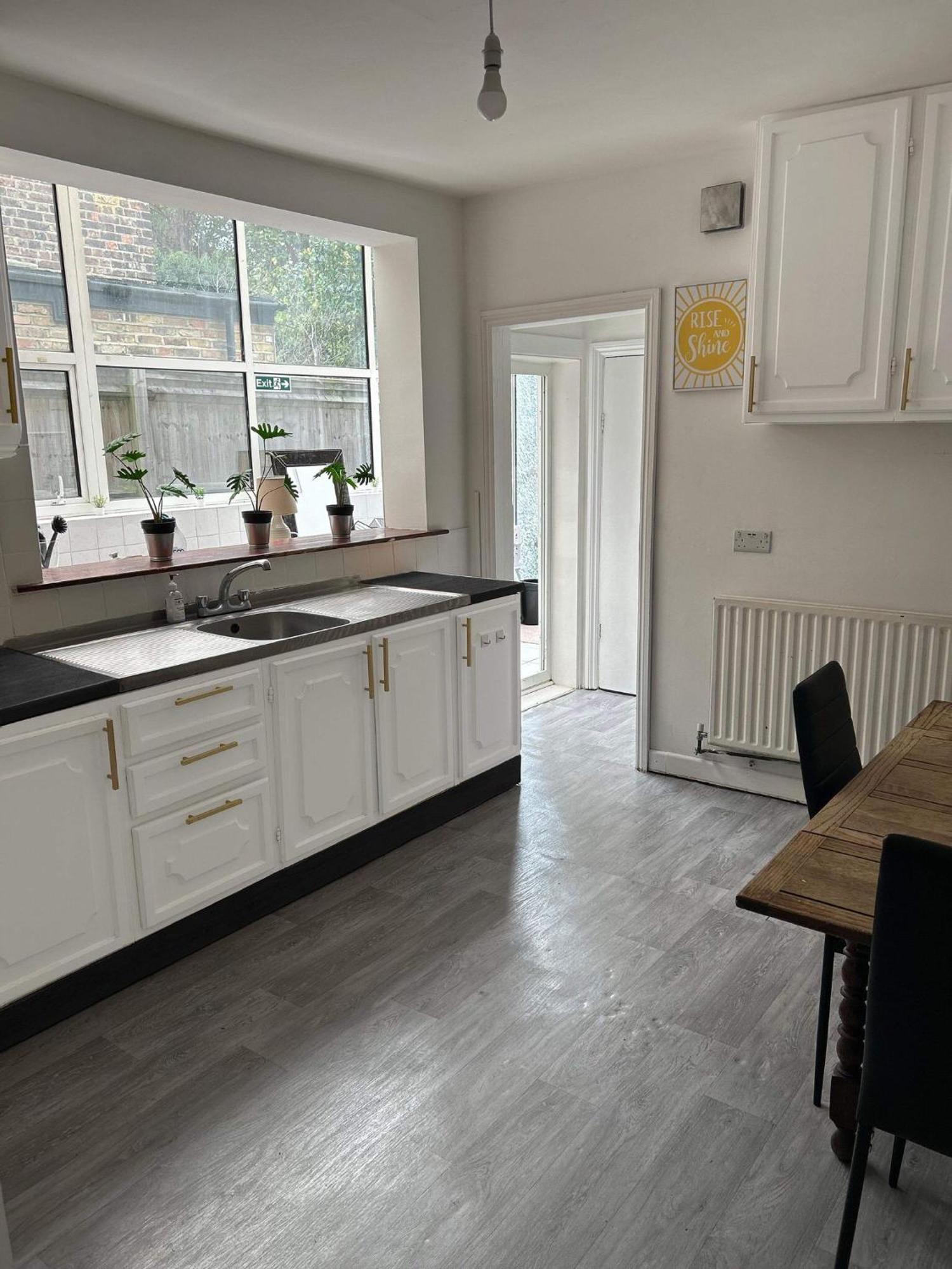 Balham, South London Spacious Guest House 1, 6 Rooms Available Londres Exterior foto